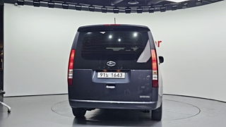 HYUNDAI STARIA 2021
