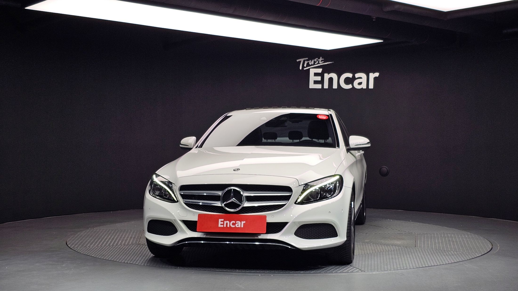 MERCEDES BENZ C-CLASS W205 2017