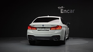 BMW 5-SERIES G30 2020