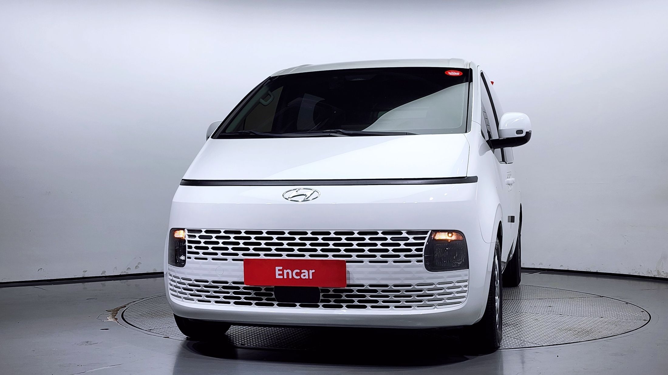 HYUNDAI STARIA 2021
