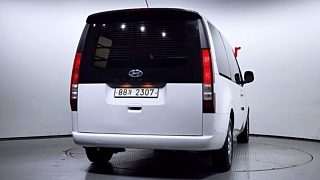 HYUNDAI STARIA 2021