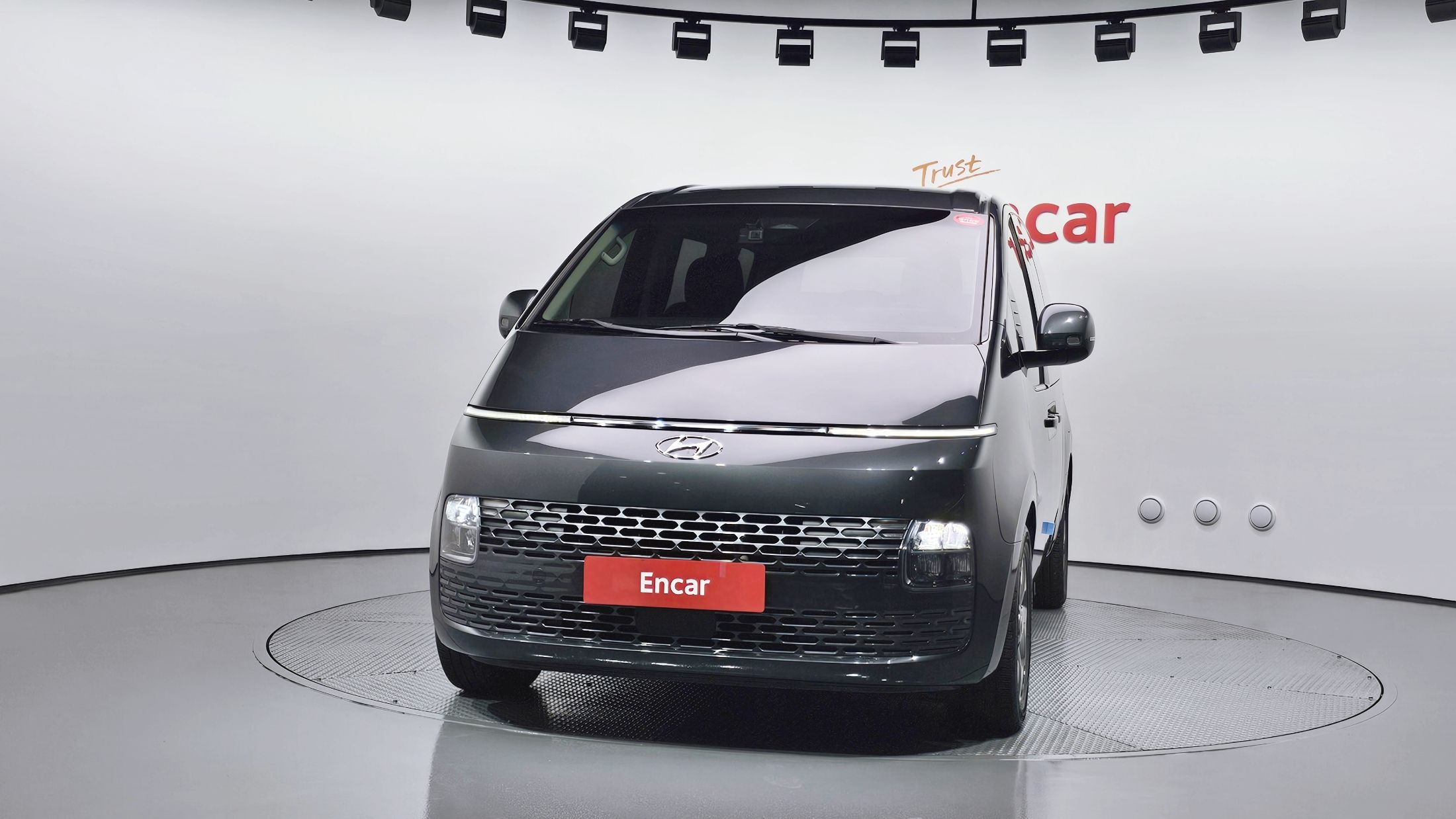 HYUNDAI STARIA 2021