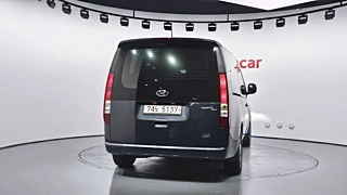 HYUNDAI STARIA 2021