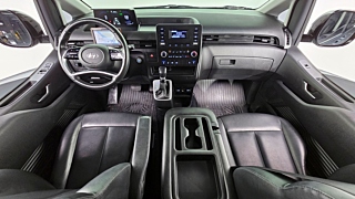 HYUNDAI STARIA 2021