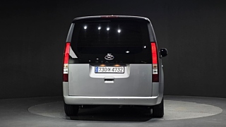 HYUNDAI STARIA 2023