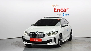 BMW 1-SERIES F40 2024