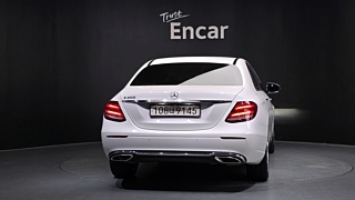 MERCEDES BENZ E-CLASS W213 2018