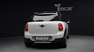 MINI COUNTRYMAN COOPER D 2016