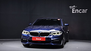 BMW 5-SERIES G30 2019