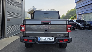 JEEP GLADIATOR JT 2025