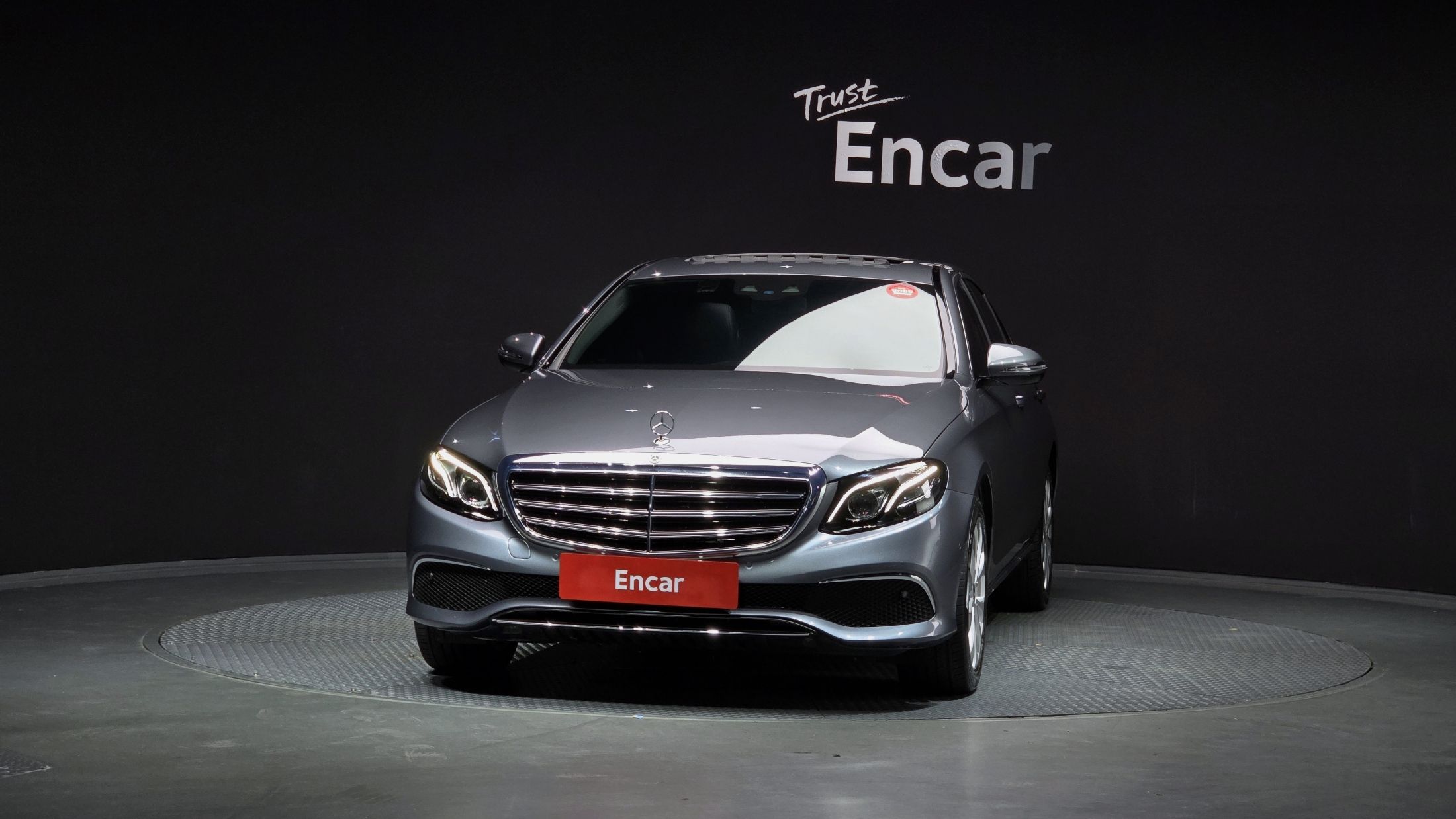 MERCEDES BENZ E-CLASS W213 2018