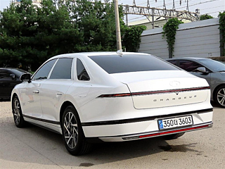 HYUNDAI GRANDEUR GN7 2023