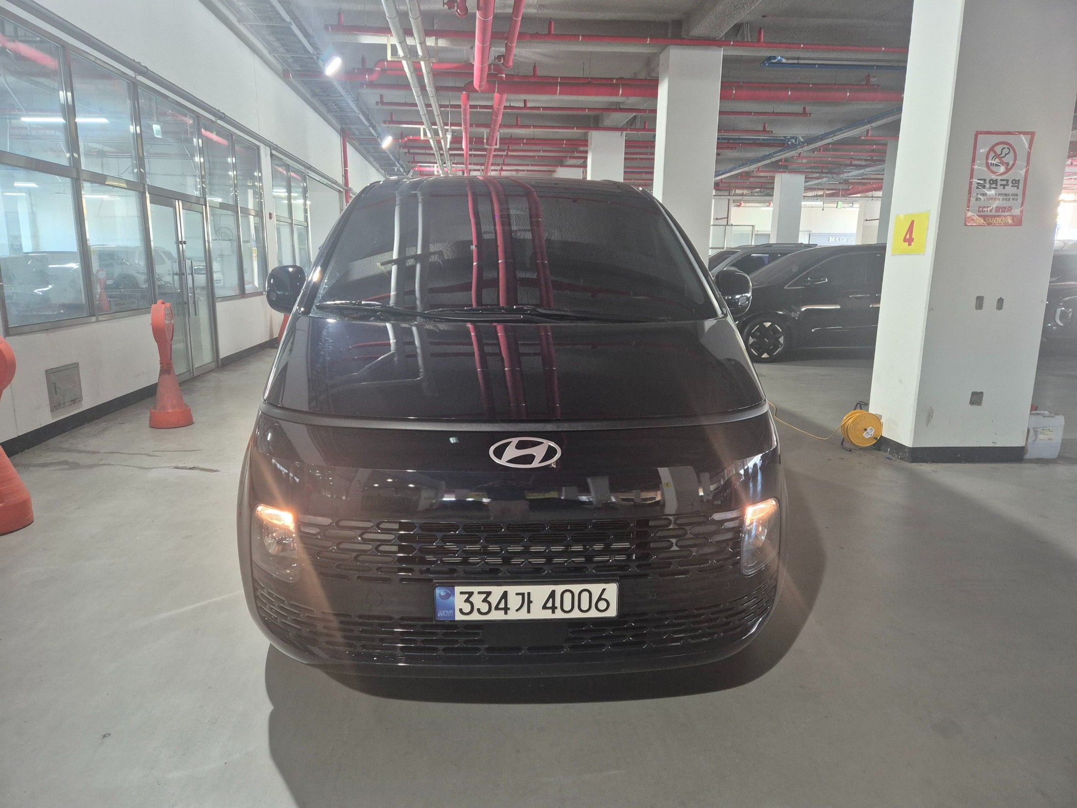 HYUNDAI STARIA 2024