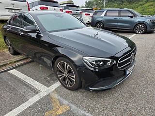 MERCEDES BENZ E-CLASS W213 2021