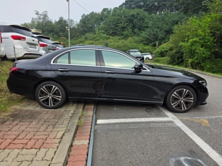 MERCEDES BENZ E-CLASS W213 2021