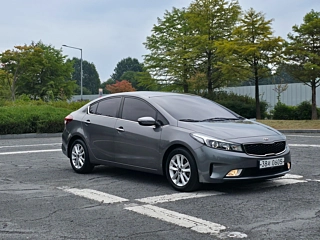 KIA K3 2016