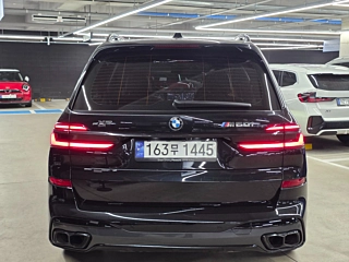 BMW X7 G07 2024