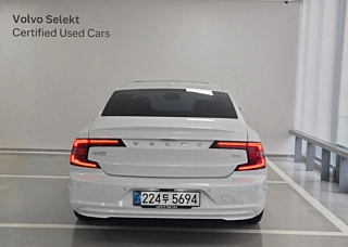 Заказать VOLVO S90