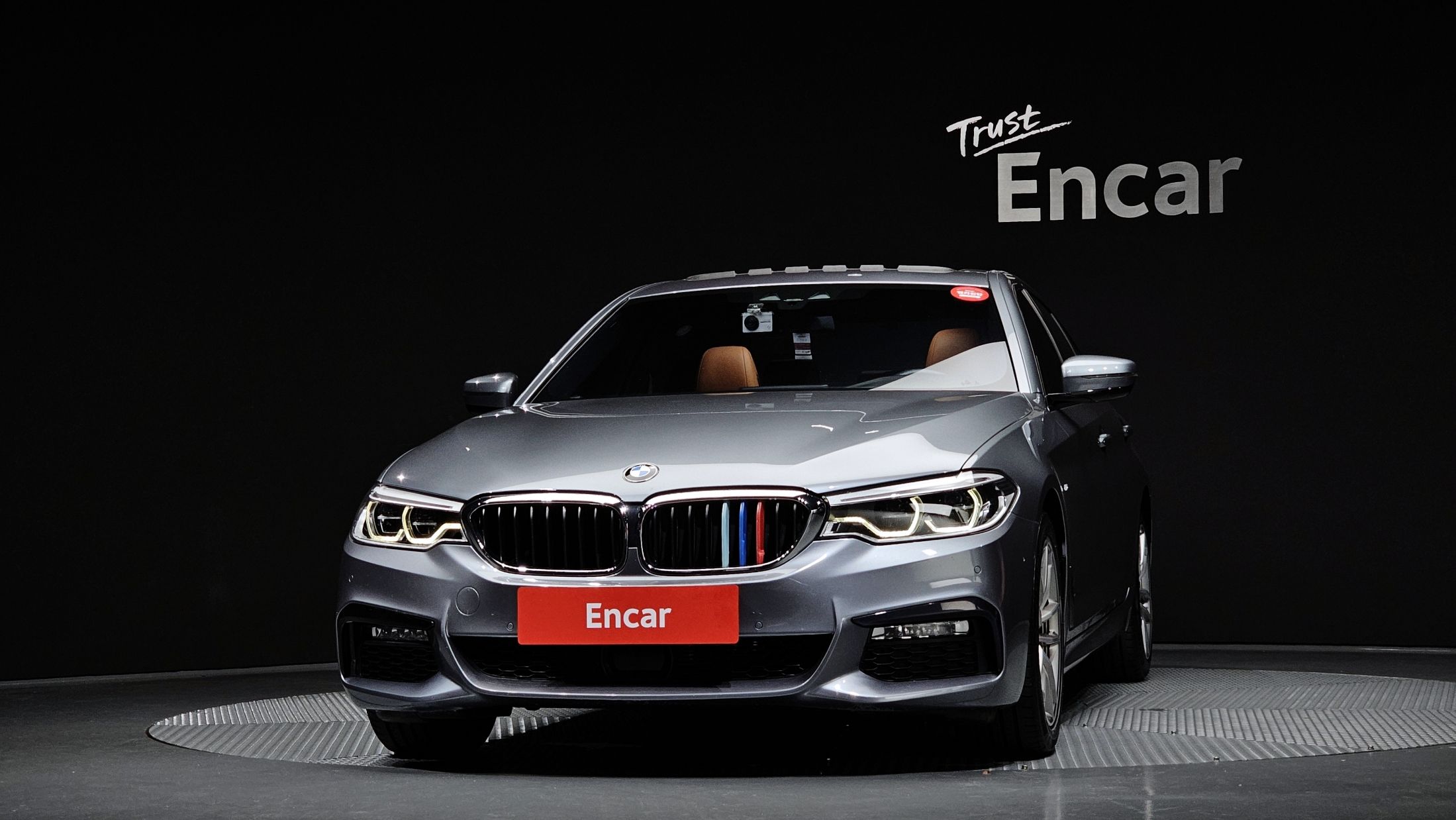 BMW 5-SERIES G30 2017