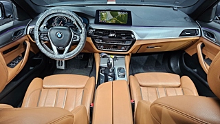 BMW 5-SERIES G30 2017