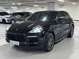 PORSCHE CAYENNE PO536 2022