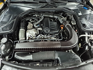 MERCEDES BENZ C-CLASS W205 2017