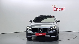 MERCEDES BENZ E-CLASS W213 2017