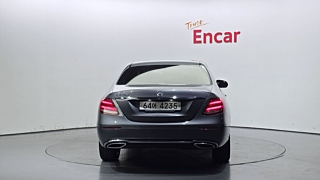 MERCEDES BENZ E-CLASS W213 2017