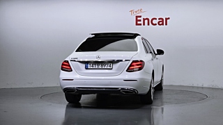 MERCEDES BENZ E-CLASS W213 2016