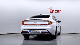 HYUNDAI SONATA HYBRID DN8 2021