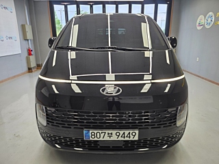 HYUNDAI STARIA 2023