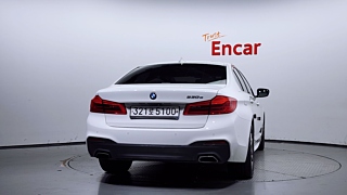 BMW 5-SERIES G30 2020