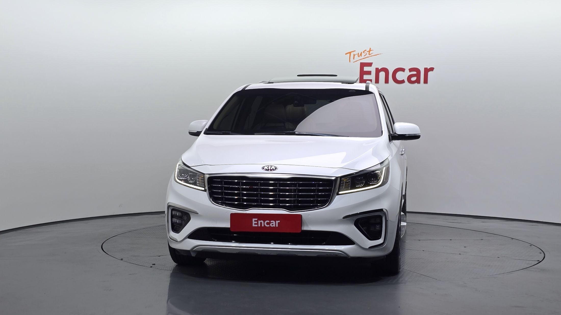 KIA CARNIVAL 2018