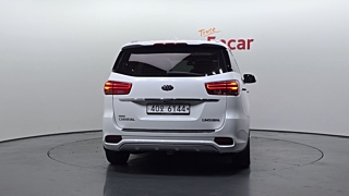 KIA CARNIVAL 2018