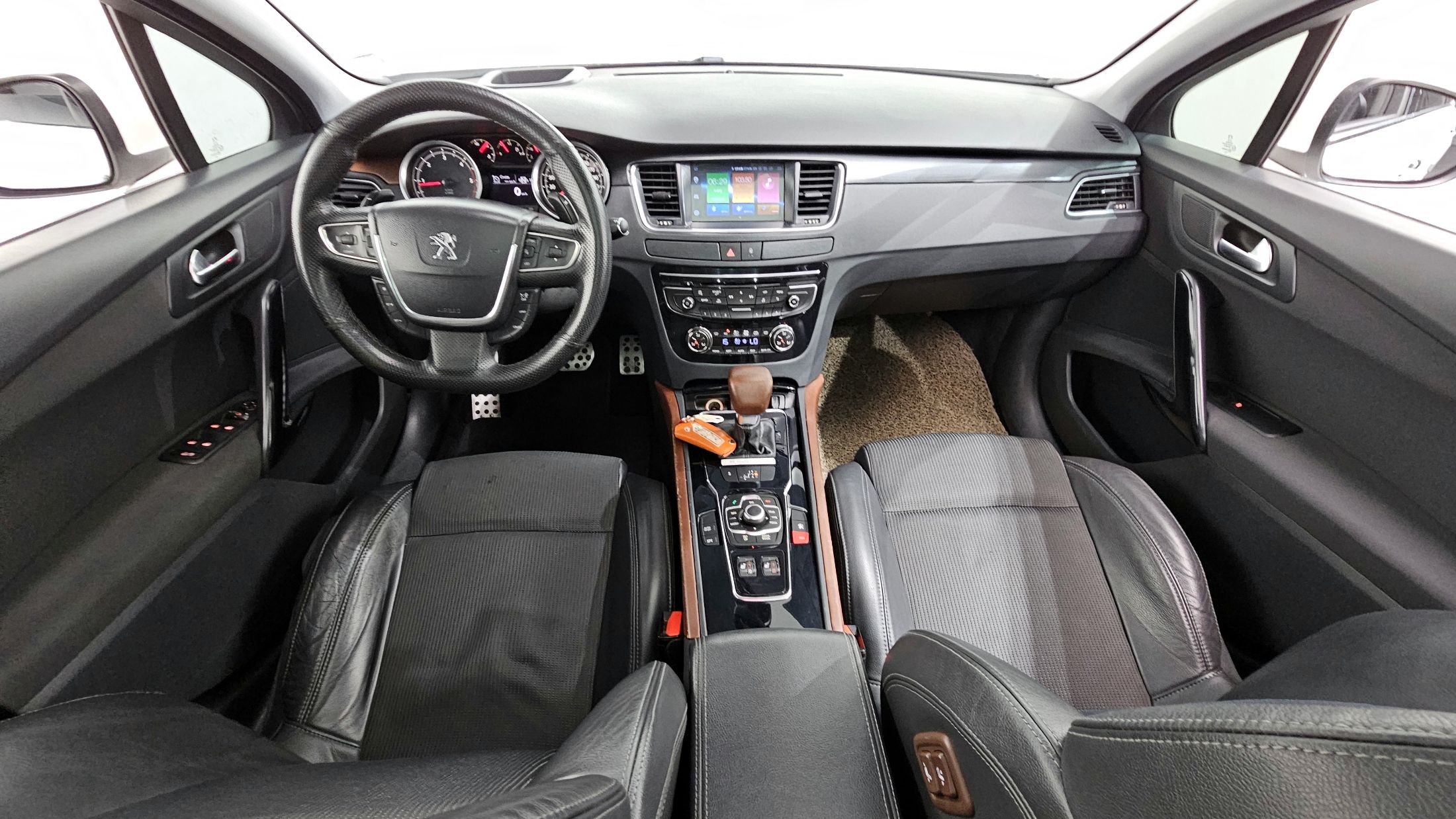 PEUGEOT 508 SW 2012