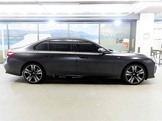 BMW 7-SERIES G70 2022