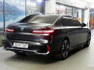 BMW 7-SERIES G70 2022