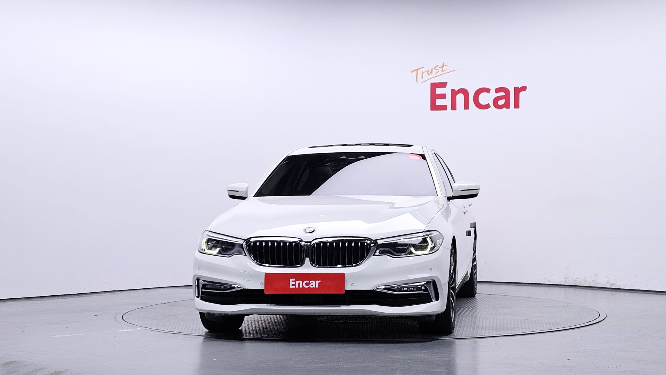 BMW 5-SERIES G30 2018