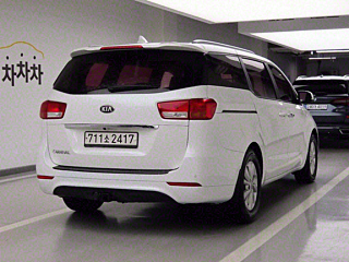 KIA CARNIVAL 2017