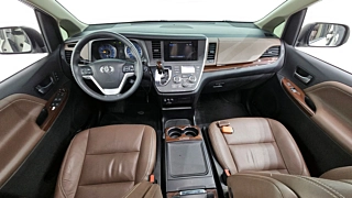 TOYOTA SIENNA 2016