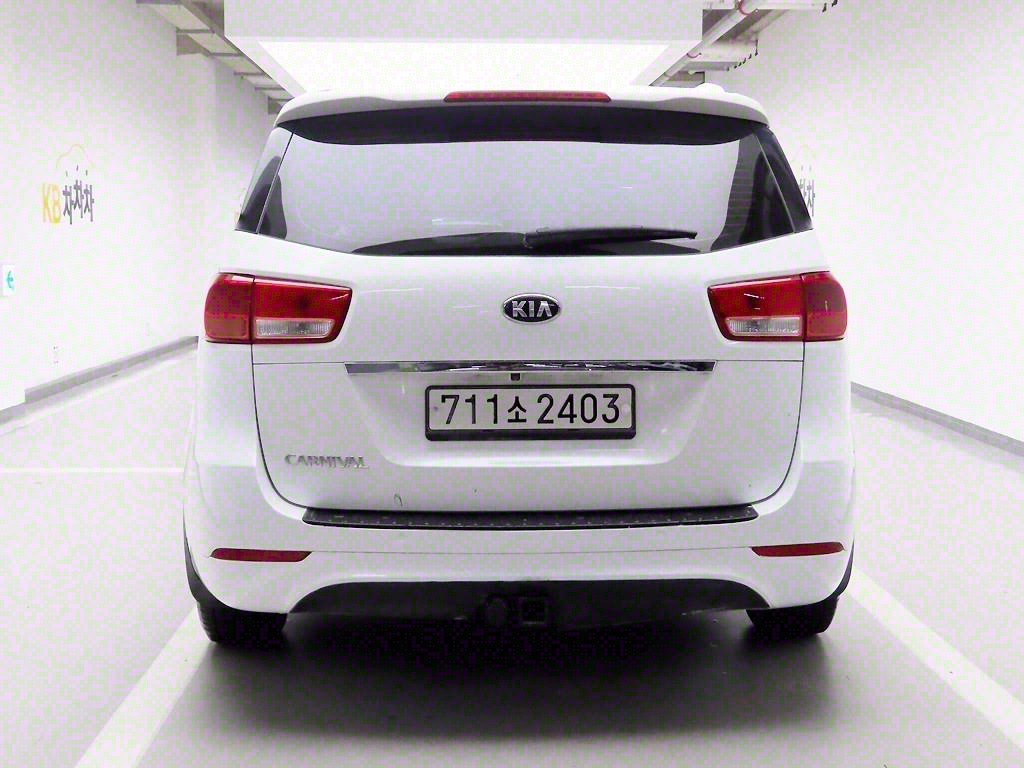 KIA CARNIVAL 2017