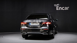 MERCEDES BENZ E-CLASS W213 2021