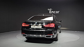 BMW 7-SERIES G11 2018