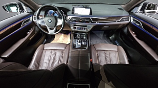 BMW 7-SERIES G11 2018