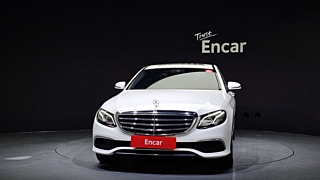 MERCEDES BENZ E-CLASS W213 2019