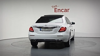 MERCEDES BENZ E-CLASS W213 2019
