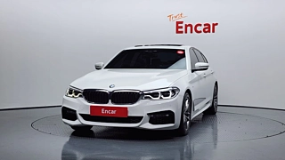 BMW 5-SERIES G30 2017