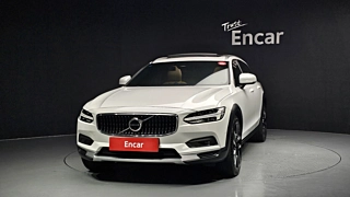 VOLVO V90 CROSS COUNTRY 2023