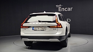 VOLVO V90 CROSS COUNTRY 2023