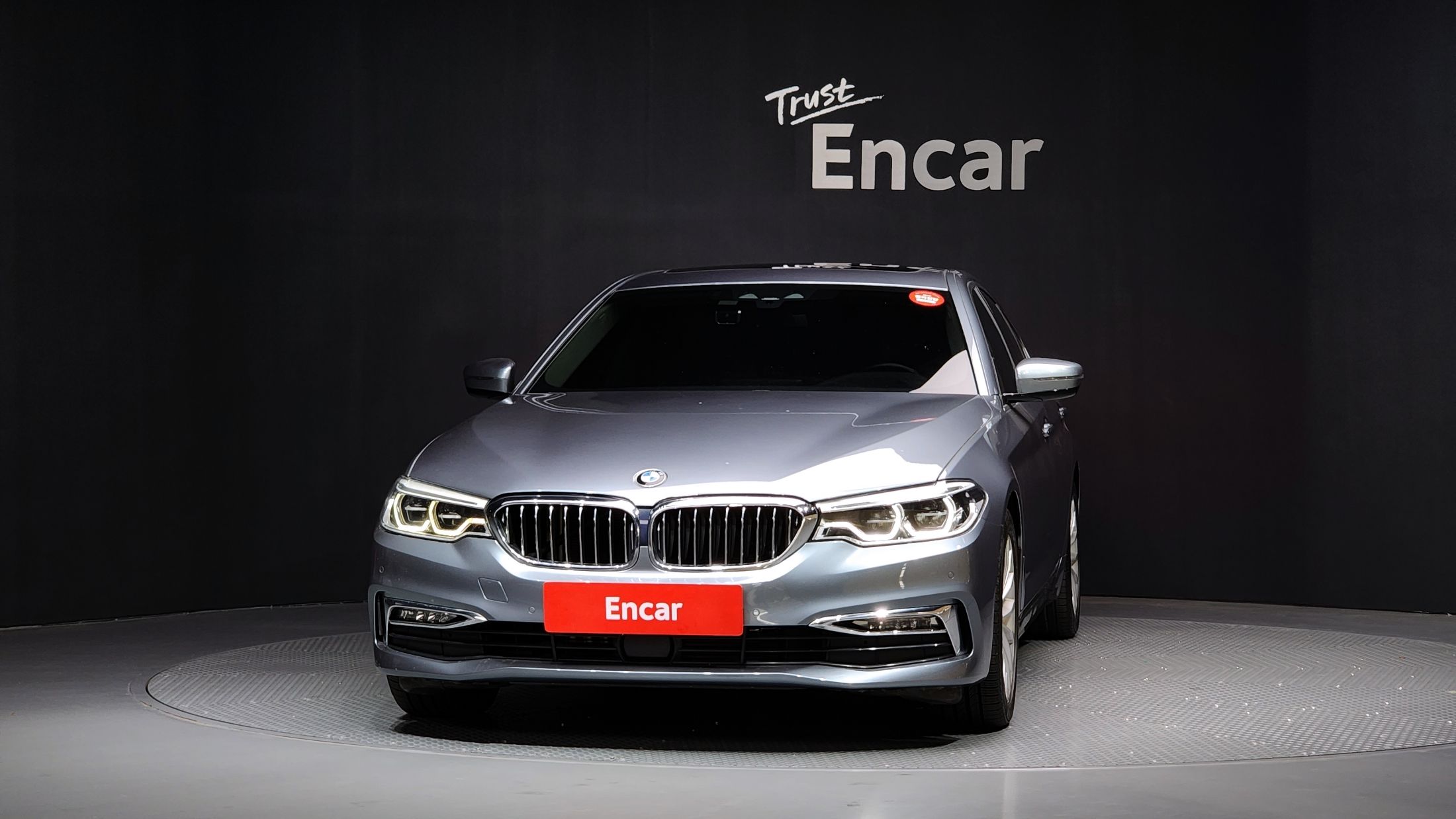 BMW 5-SERIES G30 2018